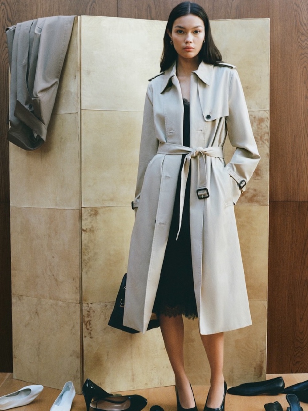 Aritzia Finch Trench Coat